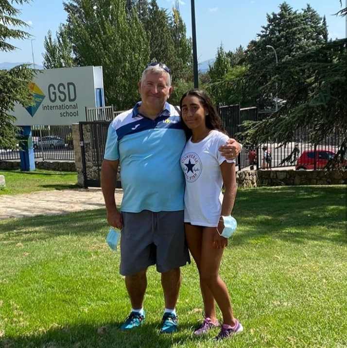 ARIADNA MORA, CON EL EQUIPO NACIONAL INFANTIL DE NATACIÓN